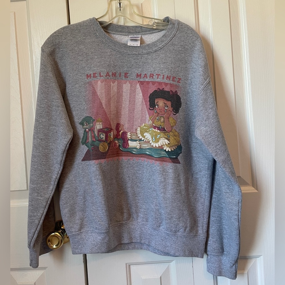 Melanie Martinez size S Floating Head Grey Crewneck